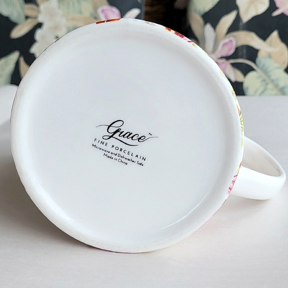 🆕️Grace Pantry Fine Porcelain 32oz Open-Top Pitcher FLORAL - Picture 7 of 7